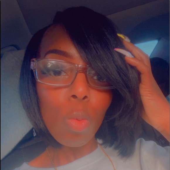 Meet your Posher, Jamarla - Picture 1 of 1